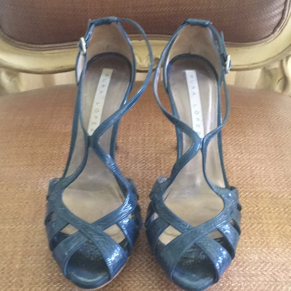 Shoes - Picture 1 of 4